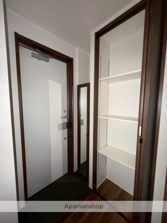 横浜元町ガーデン光國の玄関