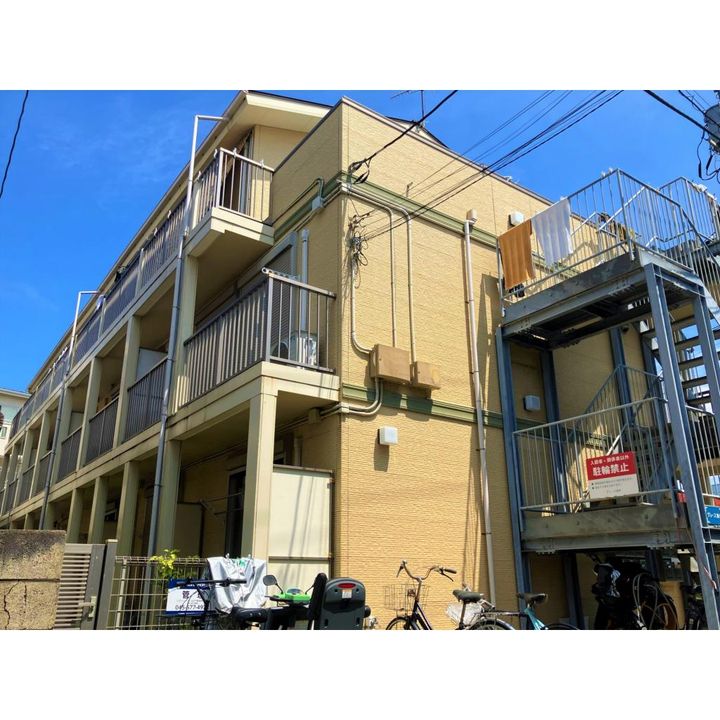 グレース海岸105号室の外観