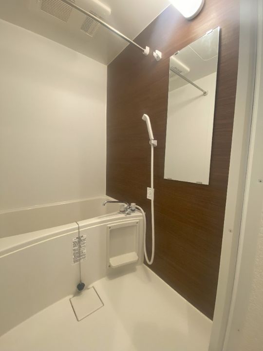 神奈川県川崎市中原区中丸子の賃貸アパートの風呂