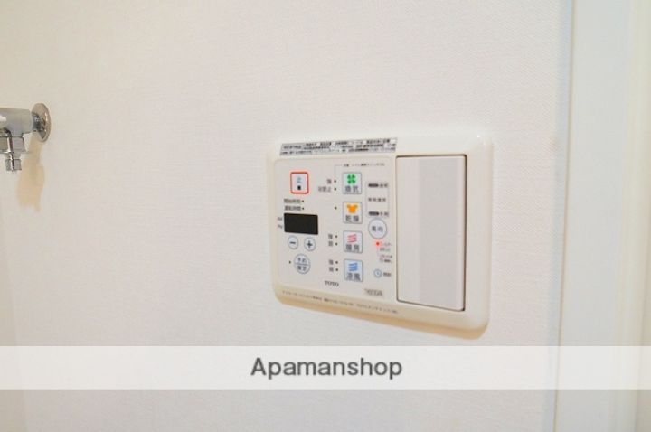 神奈川県横浜市西区楠町の賃貸マンションの内装