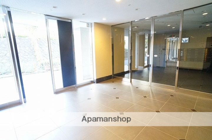 神奈川県横浜市西区楠町の賃貸マンションの内装