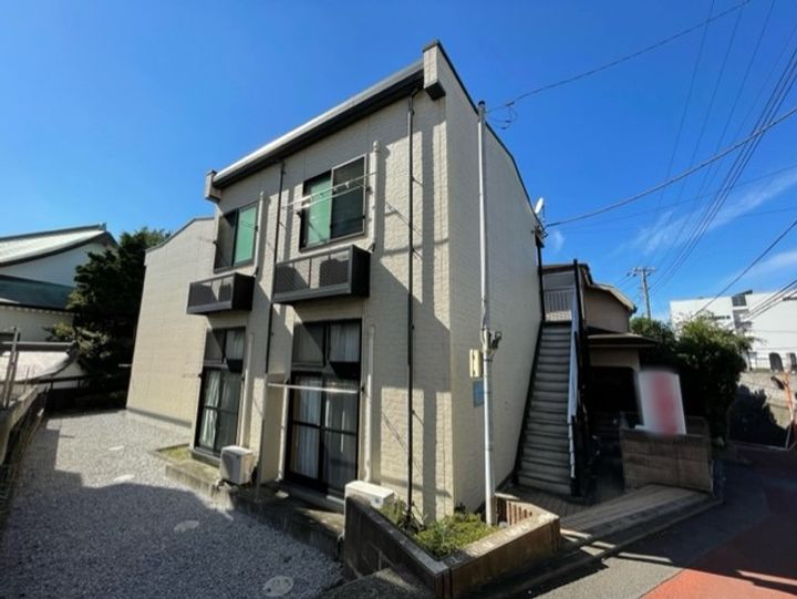 レオパレス戸塚吉田町の外観