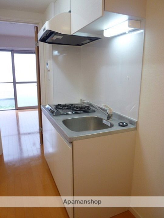 神奈川県大和市鶴間2丁目の賃貸アパートの内装