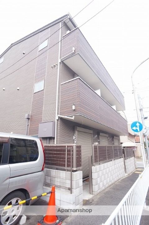 リーヴェルポート横浜西口CARNAの外観