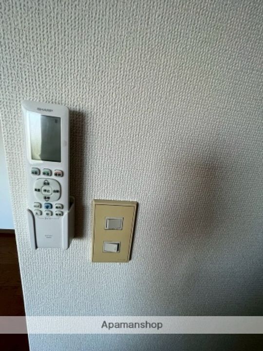 神奈川県横浜市南区高根町3丁目の賃貸マンションの内装