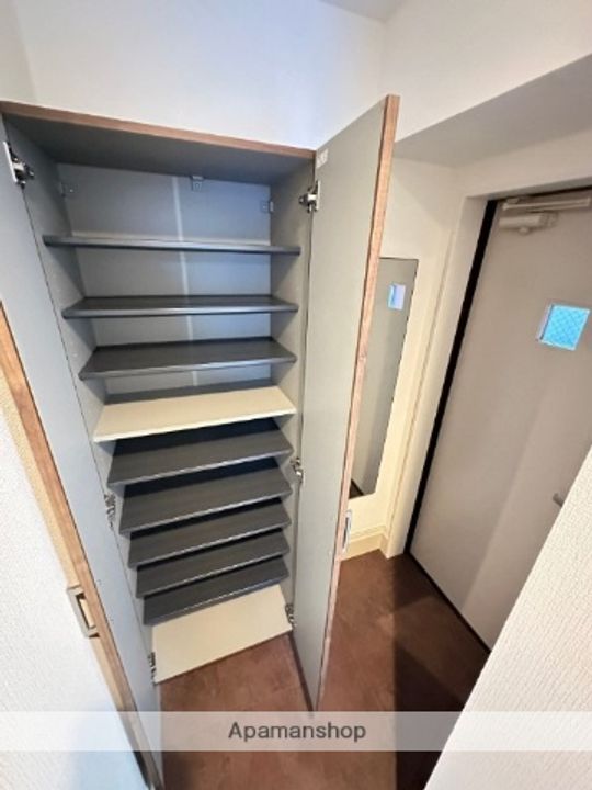 FELICE弘明寺の玄関