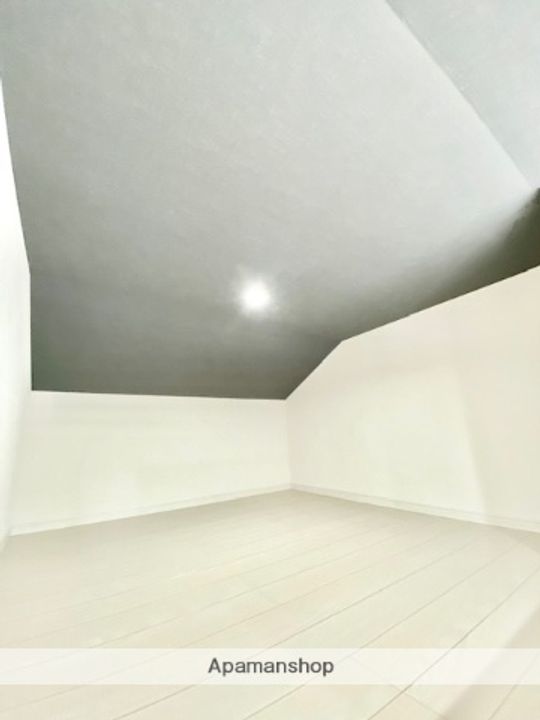 SUN LAGOON今宿町の内装