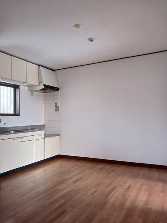 コーポ金子の居間