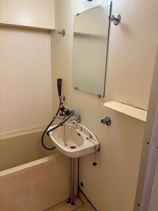 神奈川県横浜市港北区綱島東5丁目の賃貸マンションの風呂