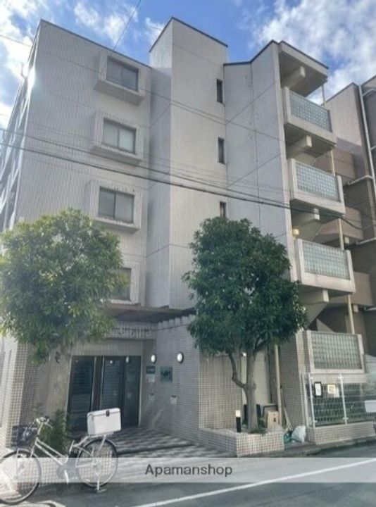 東京都大田区多摩川2丁目の賃貸マンションの外観