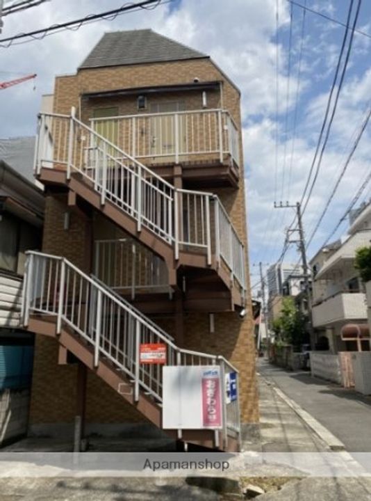 神奈川県横浜市西区戸部本町の賃貸マンションの外観