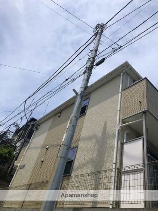 神奈川県横浜市港北区仲手原2丁目の賃貸アパートの外観