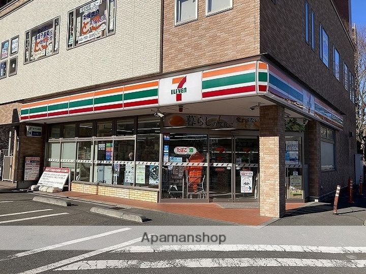 ビクトリー文庫の周辺