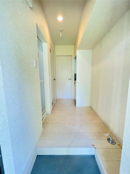 ピオ生麦の玄関