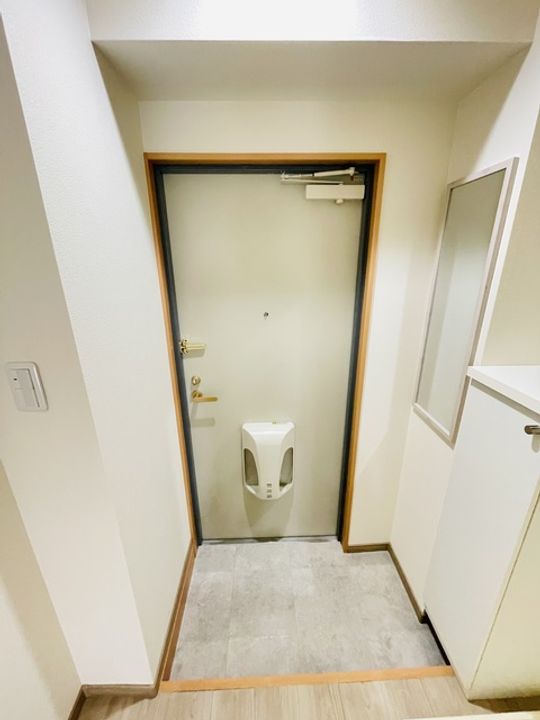 インベスト川崎の玄関