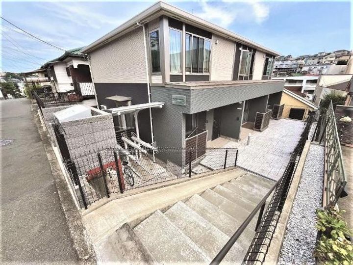 エルシオン富岡の外観