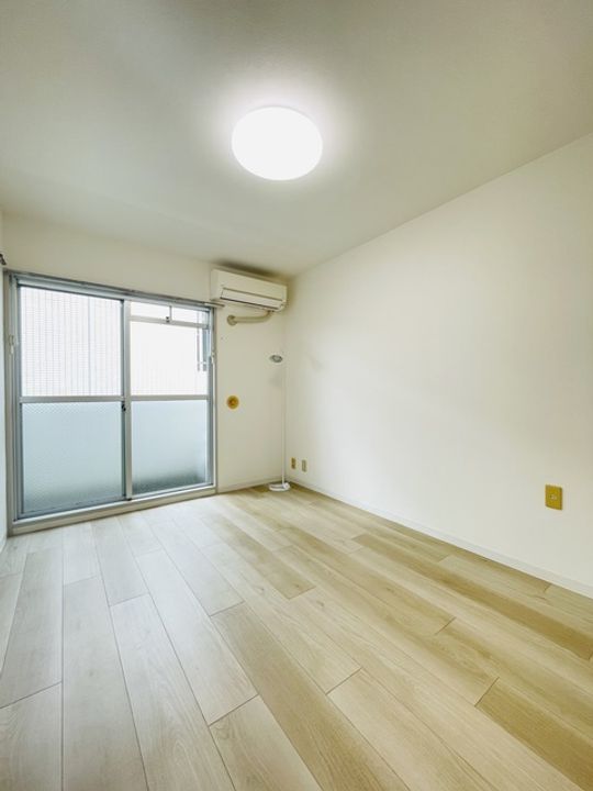 神奈川県横浜市磯子区磯子2丁目の賃貸マンションの内装