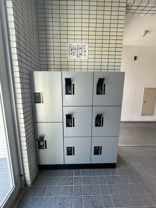 神奈川県横浜市磯子区磯子2丁目の賃貸マンションの外観