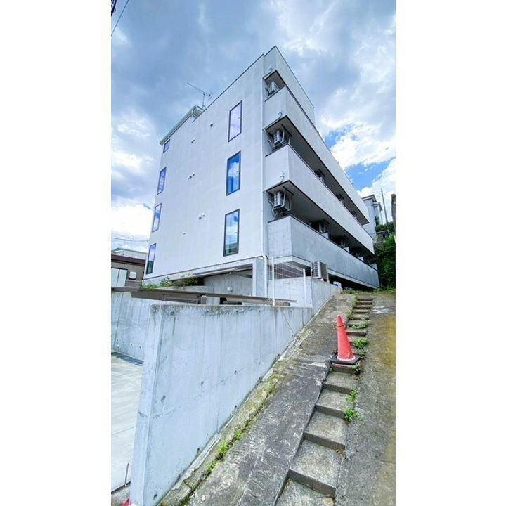 PIANO VILLA 東寺尾の外観