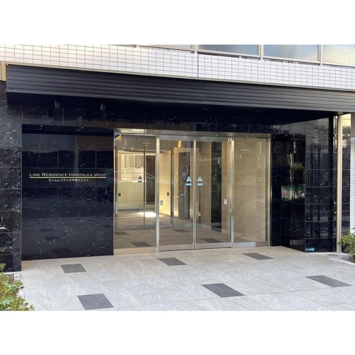 LIME RESIDENCE HIRATSUKA WESTの外観