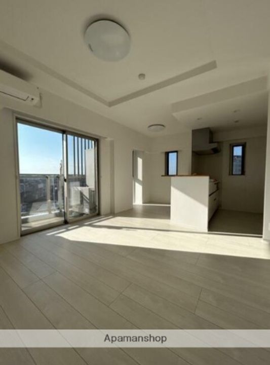 ケインズ湘南Ⅱの居間