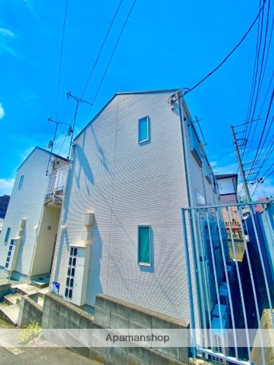 神奈川県横浜市旭区東希望が丘の賃貸アパートの外観