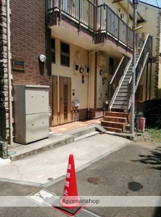 神奈川県横浜市中区千代崎町4丁目の賃貸アパートのその他画像