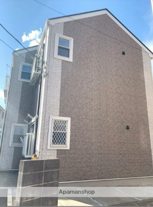 ハーミットクラブハウス三ツ沢Ⅱの外観