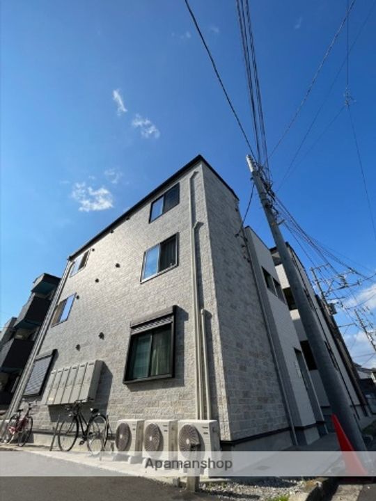 神奈川県横浜市金沢区洲崎町の賃貸アパートの外観