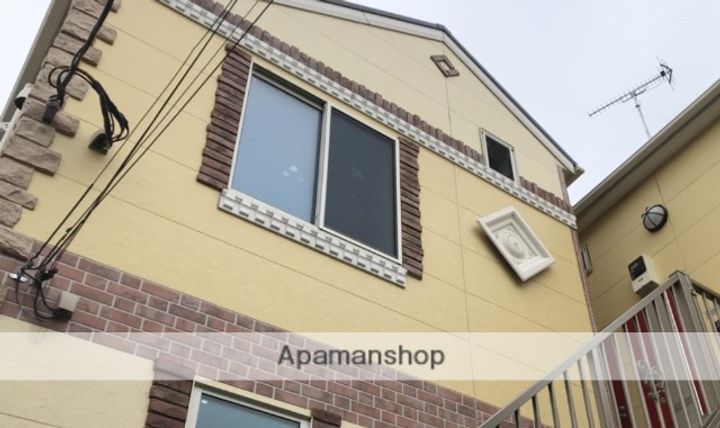 神奈川県横浜市鶴見区東寺尾東台の賃貸アパートの外観