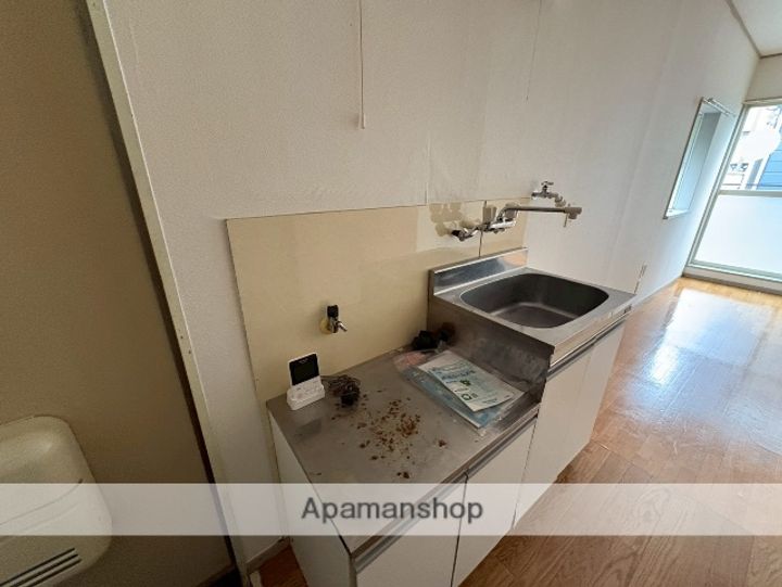 神奈川県厚木市飯山南2丁目の賃貸アパートのキッチン