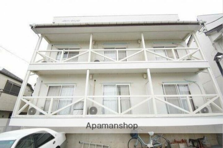 ホワイトヴィレッジの外観