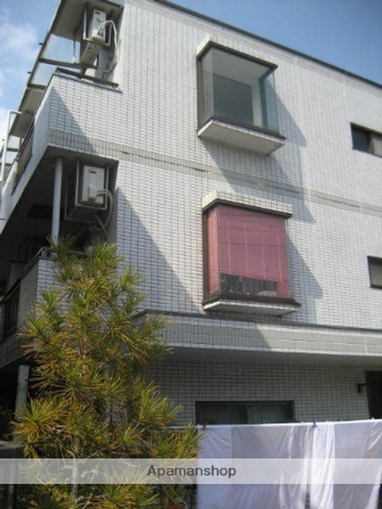 パーソネージュ横浜の外観