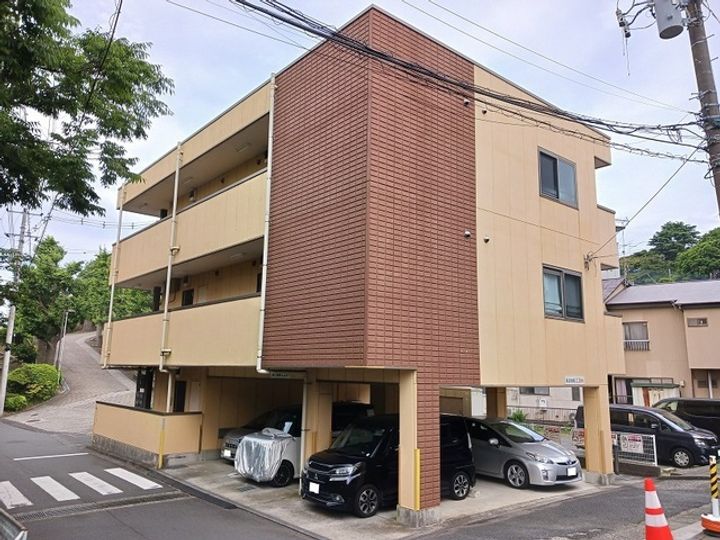 プラムツリーガーデンの外観