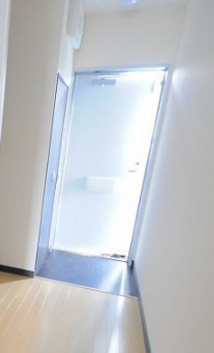 レオネクスト英の玄関