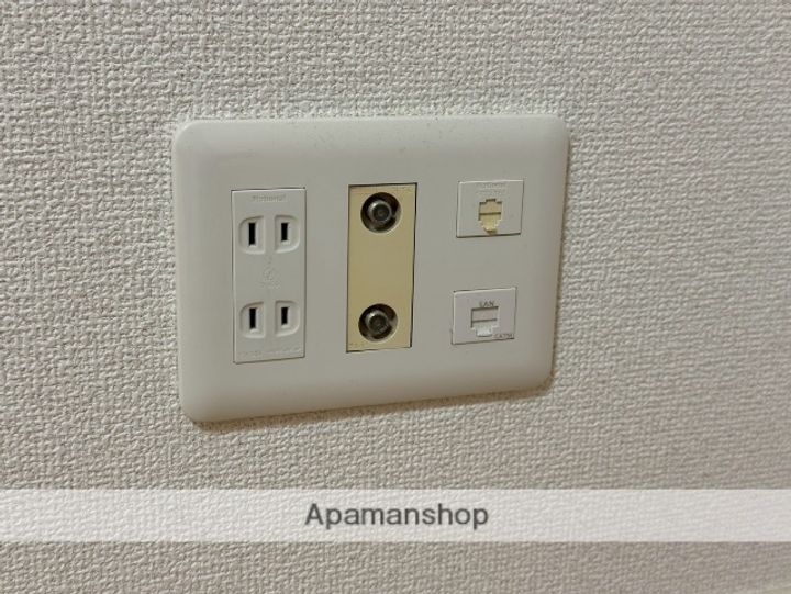 レジディア横濱関内の内装