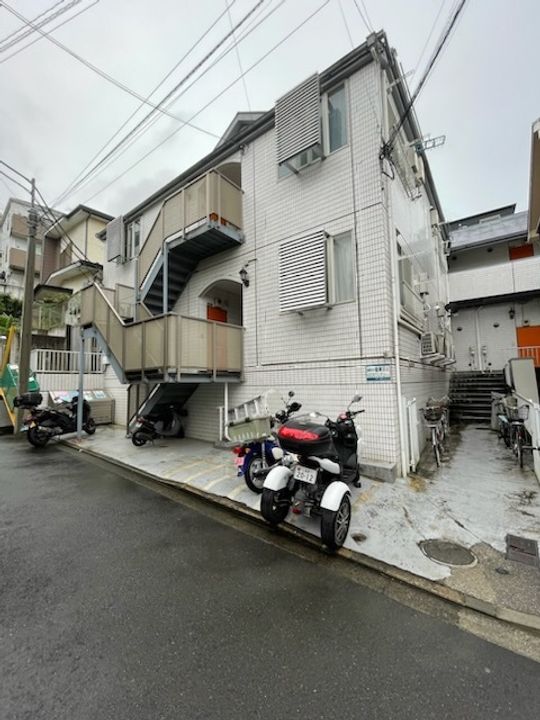 神奈川県横浜市港北区高田東3丁目の賃貸アパートの外観