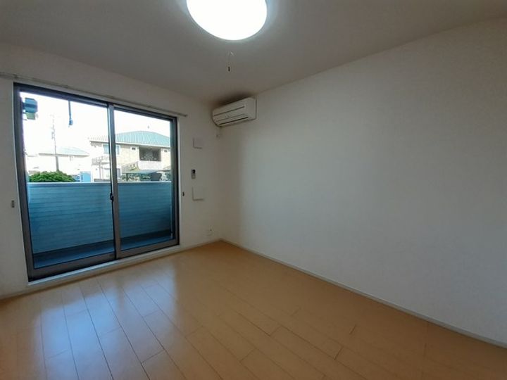 グローヴ テラスの居間