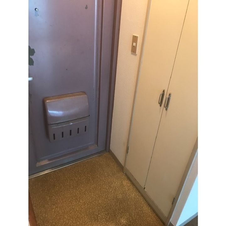 フラットM303の玄関