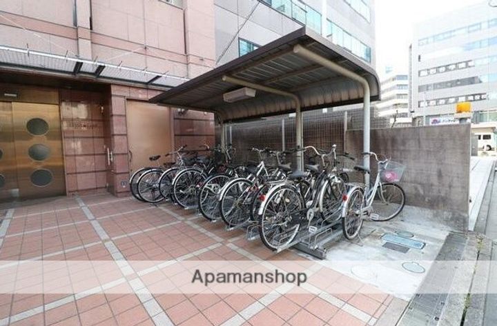 コンソラーレ本厚木の外観
