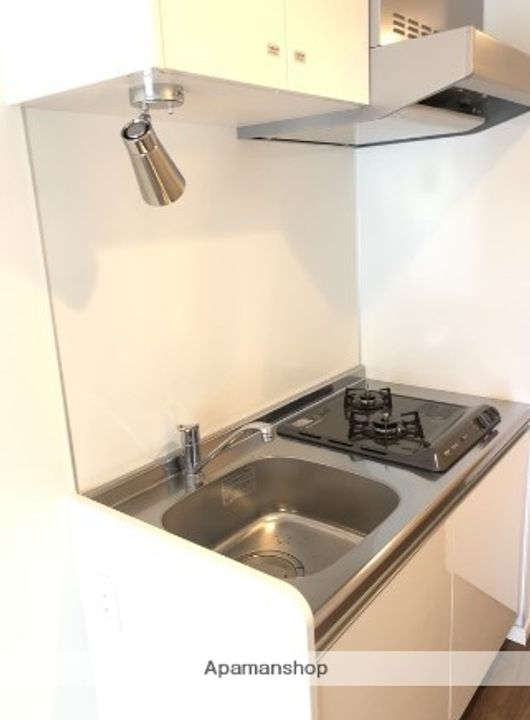 クラリッサ横浜阪東橋のキッチン