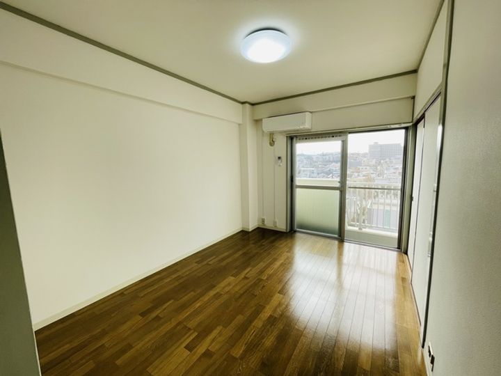 ステート新杉田の内装