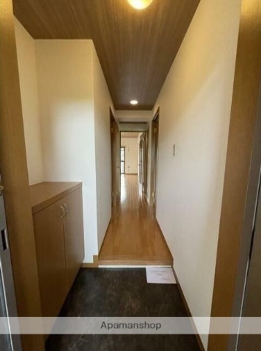 SALLE DE VERDURE(セルデベルデュール)の玄関