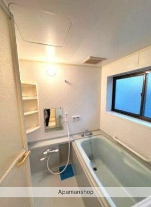 オンディーナの風呂