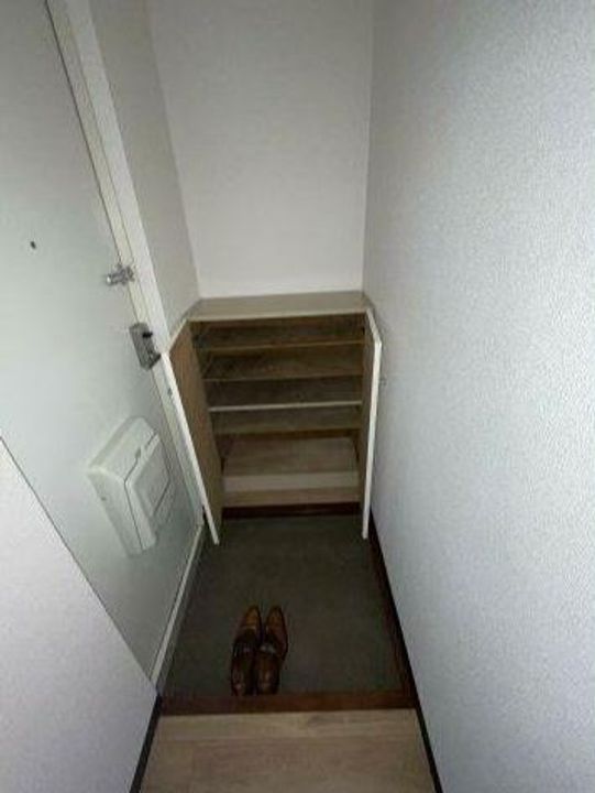 フローラⅡの玄関