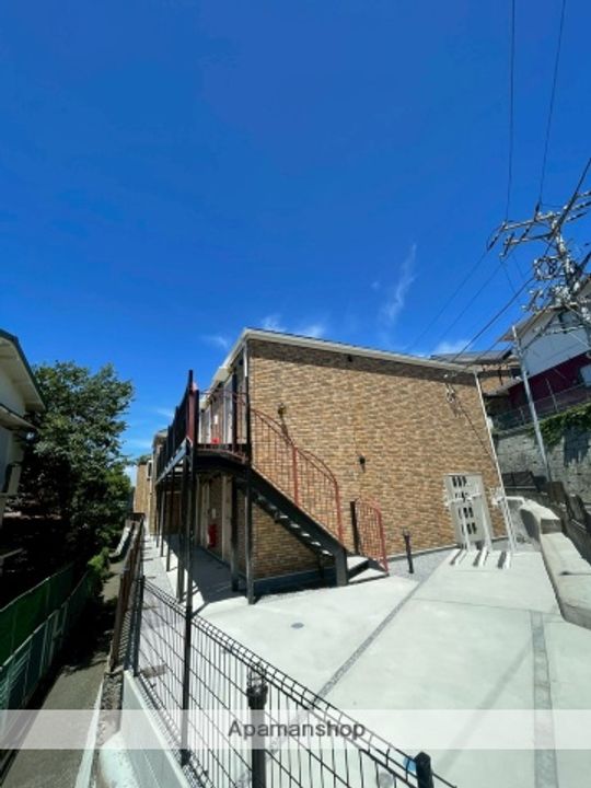 ハーミットクラブハウス・カーサ山手の外観