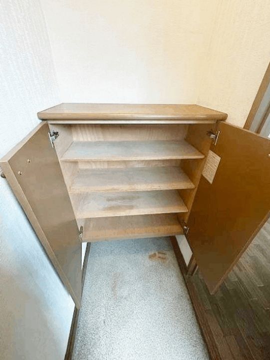 夕陽ケ丘フラッツの内装