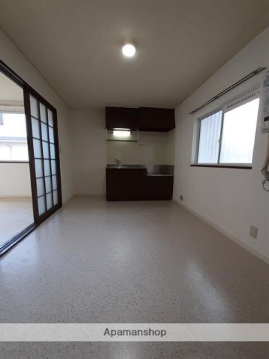 ハイムコーラルの居間