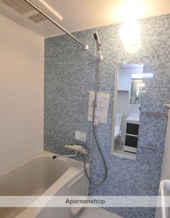 ハーミットクラブハウスSHINYの風呂