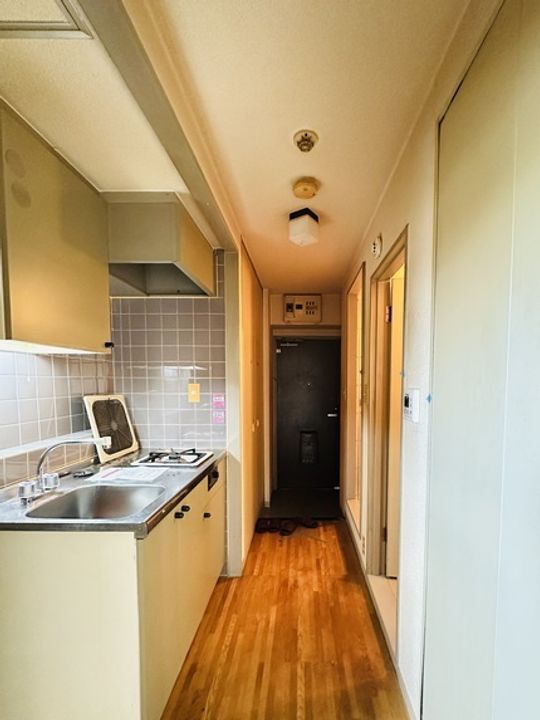 日神パレス生麦の玄関